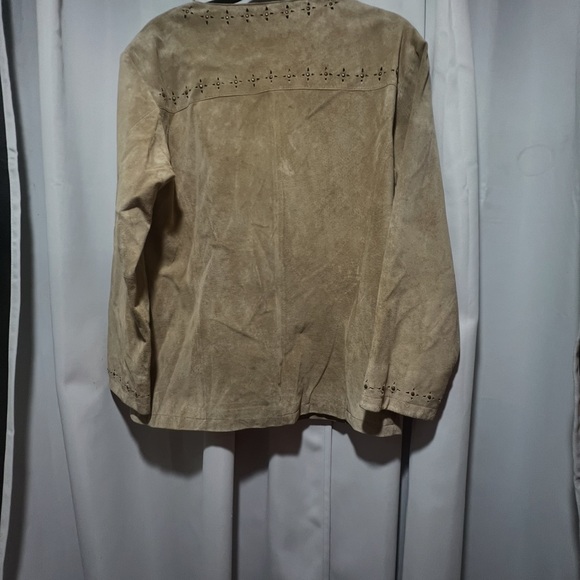 Cabela’s Tan Genuine Leather Zip Jacket Cutout Stud Detail Women’s Medium - Picture 7 of 7